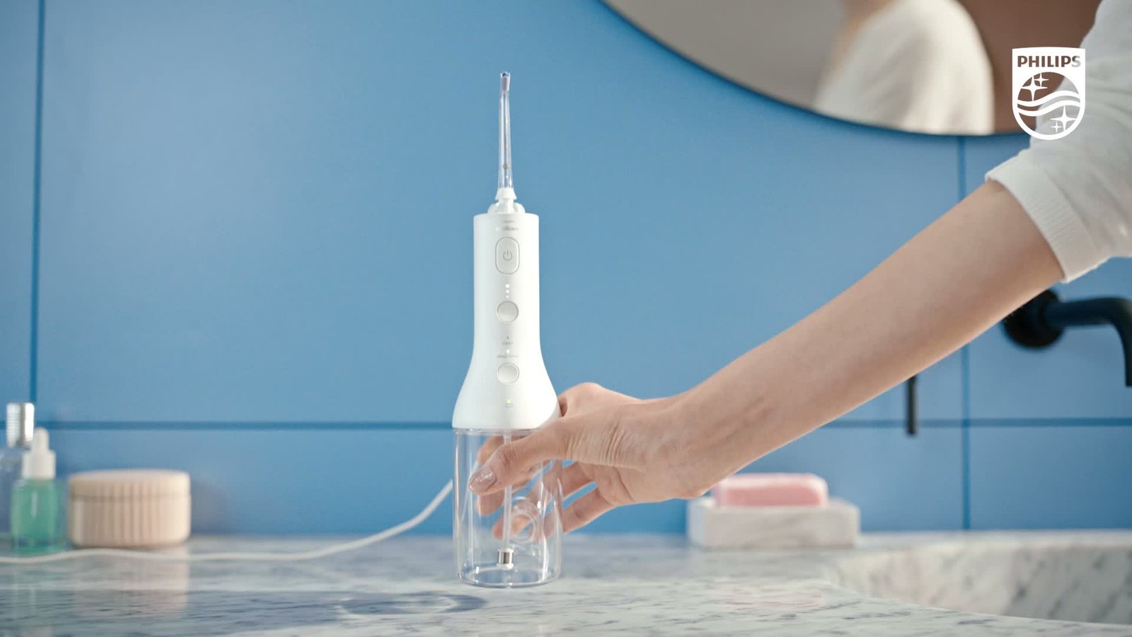 Cómo usar un irrigador dental paso a paso · detalle