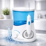 Irrigador dental de sobremesa ProfiCare MD 3005 con depósito azul en baño premium, sin texto